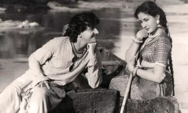 പാട്ടുകളുടെ ചക്രവർത്തി പാട്ടുകളുടെ ചക്രവർത്തി