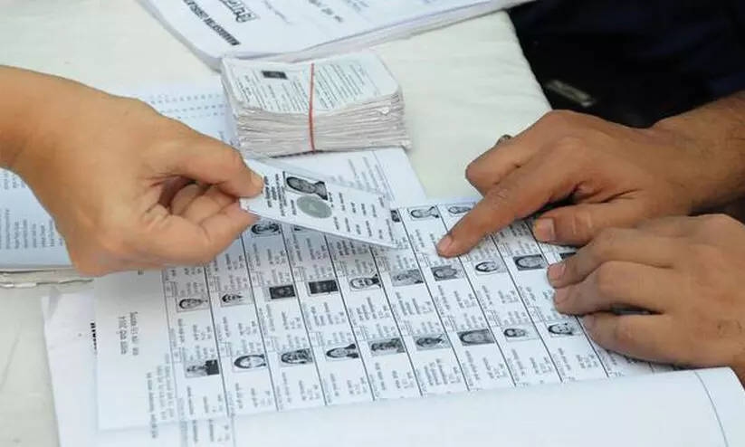 ജമ്മു-കശ്മീർ വോട്ടർമാരിൽ റെക്കോഡ് വർധന ജമ്മു-കശ്മീർ വോട്ടർമാരിൽ റെക്കോഡ് വർധന