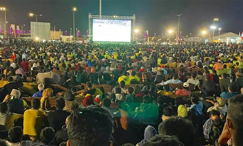 കളിക്കാഴ്ചകളോടെ ഫാൻ വില്ലേജ്