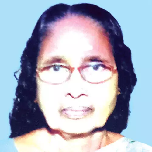 അ​മ്മി​ണി ടീ​ച്ച​ർ