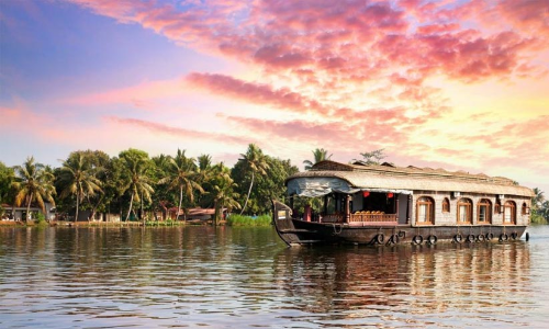 top in arrival of tourists