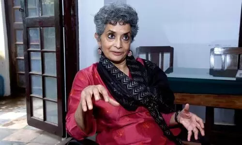 ക​ശ്മീ​ർ ഫ​യ​ലു​ക​ൾ​ക്ക​പ്പു​റം -പ്ര​ഫ. നി​വേ​ദി​ത മേ​നോ​ൻ സംസാരിക്കുന്നു