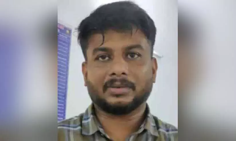 പോക്സോ കേസ് പ്രതി വിമാനത്താവളത്തിൽ പിടിയിൽ പോക്സോ കേസ് പ്രതി വിമാനത്താവളത്തിൽ പിടിയിൽ