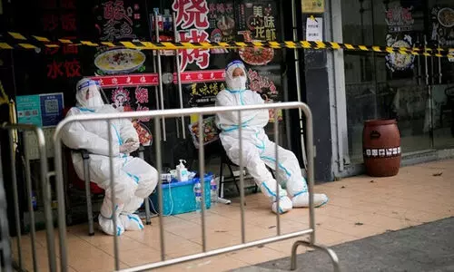 ലോക്ഡൗണിനെതിരായ പ്രതിഷേധത്തിനിടയിലും ചൈനയിൽ കോവിഡ് തീവ്രവ്യാപനം തുടരുന്നു