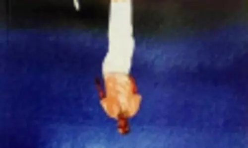 ജീവിതത്തിലേക്കുള്ള ക്ഷണക്കത്തുകൾ