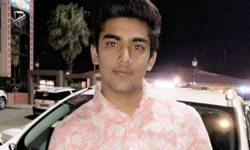 ട്രക്കിടിച്ച് വലിച്ചിഴച്ചു; കാനഡയിൽ ഇന്ത്യൻ വിദ്യാർഥിക്ക് ദാരുണാന്ത്യം ട്രക്കിടിച്ച് വലിച്ചിഴച്ചു; കാനഡയിൽ ഇന്ത്യൻ വിദ്യാർഥിക്ക് ദാരുണാന്ത്യം