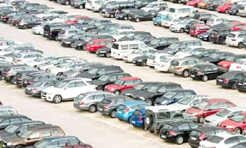 ഖത്തറിലേക്കുള്ള വാഹനയാത്രികരുടെ ശ്രദ്ധക്ക് ഖത്തറിലേക്കുള്ള വാഹനയാത്രികരുടെ ശ്രദ്ധക്ക്