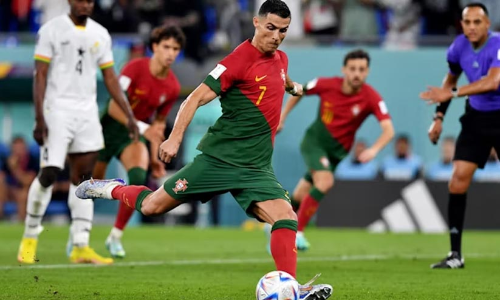 നോക്കൗട്ടിൽ കപ്പലിറക്കാൻ പറങ്കികൾ