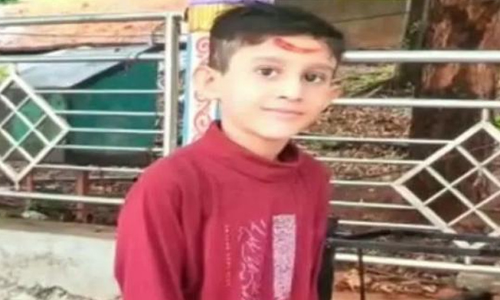 ചോക്ലേറ്റ് തൊണ്ടയിൽ കുടുങ്ങി എട്ടു  വയസുകാരന് ദാരുണാന്ത്യം