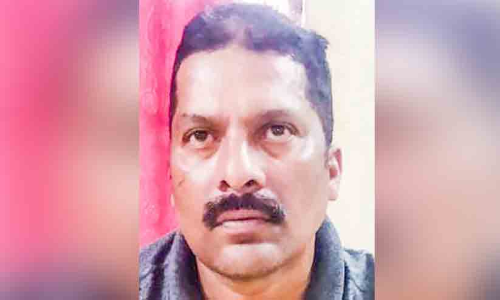 മ​ദ്യ​ല​ഹ​രി​യി​ൽ യാ​ത്ര​ക്കാ​രു​ടെ ചി​ത്ര​ം പ​ക​ർ​ത്തി​യ​യാ​ൾ പിടിയി​ൽ