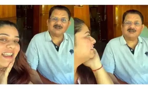 Jagathy Sreekumar sings together with his daughter Parvathy Shone
