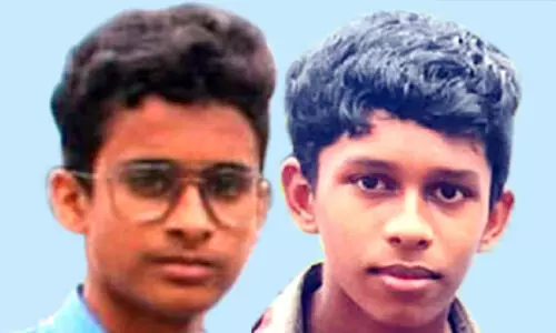 തോ​ളി​ല്‍ കൈ​യി​ട്ട് പോയ റോഷനും റൂബനും ച​ളി​യി​ല്‍ തെ​ന്നി മരണത്തിലേക്ക്; വ​ന​ത്താ​ൽ ചു​റ്റ​പ്പെ​ട്ട പ്ര​ദേ​ശത്ത് നിസ്സഹായരായി സഹപാഠികൾ