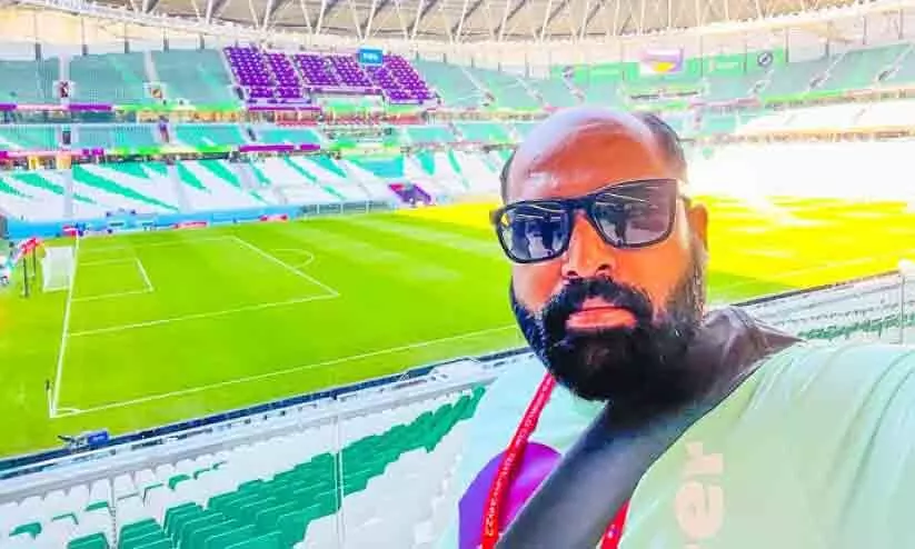 ലോകകപ്പ്​ വേദിയിൽ വളന്‍റിയറായി കുമ്മനം സ്വദേശി