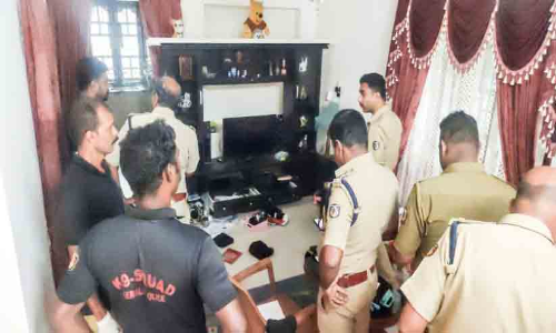 മ​റ​യൂ​രി​ൽ വീ​ണ്ടും മോ​ഷ​ണം; വീ​ട്ടി​ൽ​നി​ന്ന്​ ഒ​മ്പ​ത്​ പ​വ​ൻ ക​വ​ർ​ന്നു