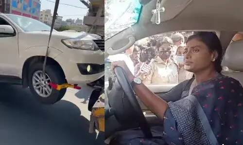 ഹൈദരാബാദിൽ നാടകീയ രംഗങ്ങൾ; ശർമിള റെഡ്ഡിയുടെ കാർ കെട്ടിവലിച്ച് പൊലീസ് -VIDEO