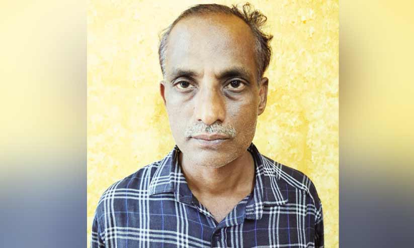 44 ലക്ഷത്തിെൻറ കുഴൽപ്പണം പിടികൂടി 44 ലക്ഷത്തിെൻറ കുഴൽപ്പണം പിടികൂടി