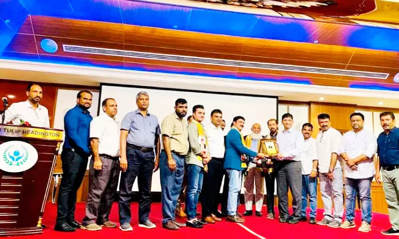 അബ്ദുല് ലത്തീഫ് ഉപ്പള അബ്ദുല് ലത്തീഫ് ഉപ്പള