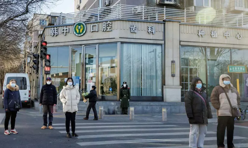 ചൈനയിൽ കോവിഡ് നിയന്ത്രണങ്ങളിൽ നേരിയ ഇളവ് ചൈനയിൽ കോവിഡ് നിയന്ത്രണങ്ങളിൽ നേരിയ ഇളവ്