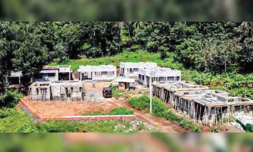 ചേറൂർ പീപ്പിൾസ് വില്ലേജ്: തണലൊരുങ്ങുന്നത് 10 കുടുംബങ്ങൾക്ക്