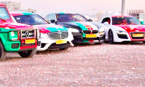 ദേ​ശീ​യ ദി​നാ​ഘോ​ഷ​ത്തി​ന്റെ ഭാ​ഗ​മാ​യി അ​ല​ങ്ക​രി​ച്ച വാ​ഹ​ന​ങ്ങ​ൾ (ഫ​യ​ൽ)