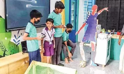 നിർമിത ബുദ്ധിയിൽ ഒരുങ്ങി മികവിന്റെ യന്തിരന്മാർ