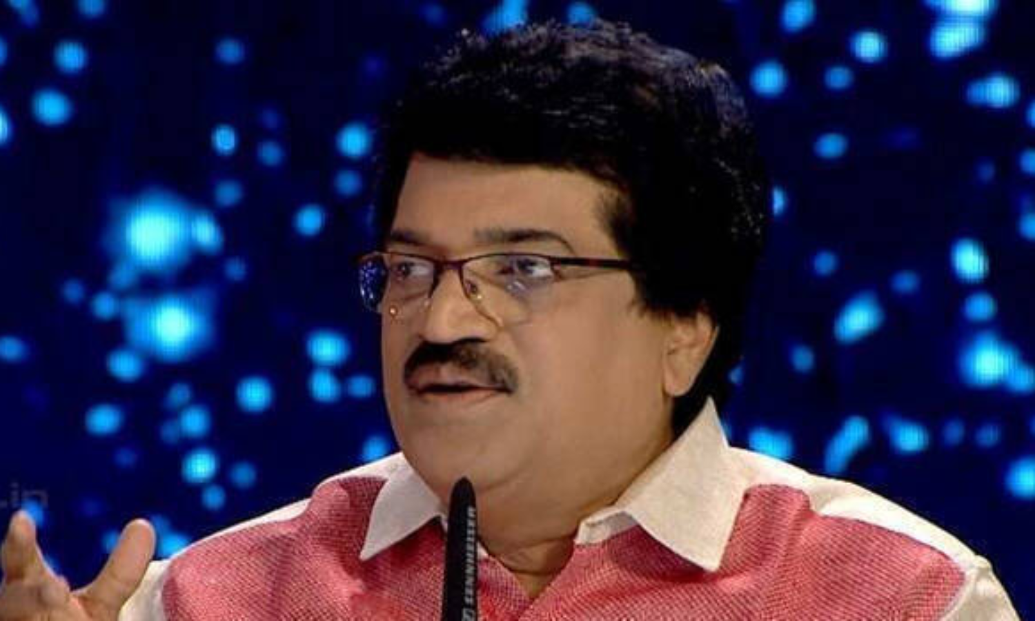 തീരദേശപരിപാലന ചട്ടം ലംഘിച്ചു; എം.ജി ശ്രീകുമാറിനെതിരെ വിജിലൻസ് അന്വേഷണത്തിന് ഉത്തരവ്