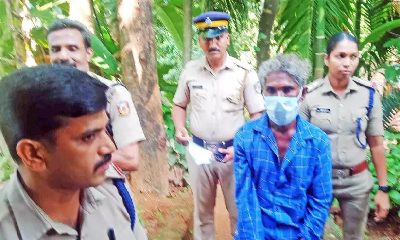 കുടുംബത്തെ പൂട്ടിയിട്ട് കവർച്ച; മോഷ്ടാവ് തമിഴ്നാട്ടിൽ പിടിയിൽ കുടുംബത്തെ പൂട്ടിയിട്ട് കവർച്ച; മോഷ്ടാവ് തമിഴ്നാട്ടിൽ പിടിയിൽ