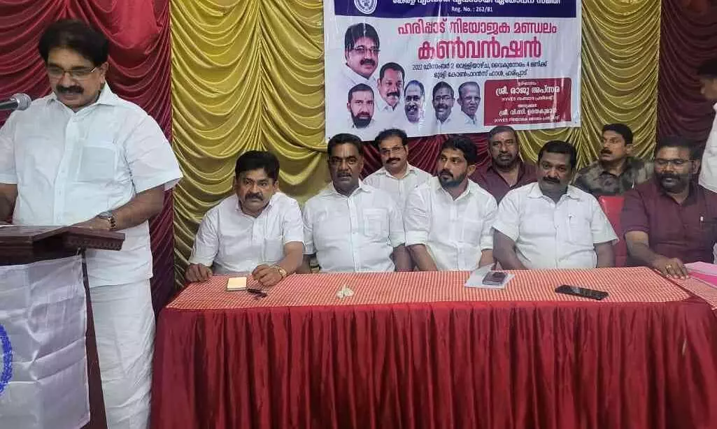 തീരദേശ ഹൈവേ: വ്യാപാരികളുടെ ആശങ്കക്ക് പരിഹാരം കാണണം