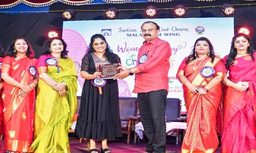 വ​നി​ത​ദി​ന​വും ശി​ശു​ദി​ന​വും ആ​ഘോ​ഷി​ച്ചു