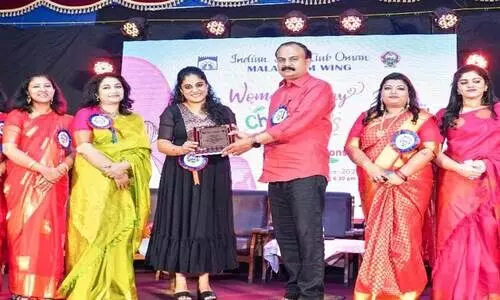 വ​നി​ത​ദി​ന​വും ശി​ശു​ദി​ന​വും ആ​ഘോ​ഷി​ച്ചു