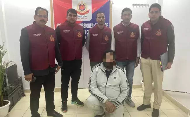 ഡൽഹി തിലക് നഗറിൽ ജീവിത പങ്കാളിയെ കൊലപ്പെടുത്തി യുവാവ്; മൃതദേഹം വെട്ടിമുറിക്കാനും ശ്രമിച്ചു ഡൽഹി തിലക് നഗറിൽ ജീവിത പങ്കാളിയെ കൊലപ്പെടുത്തി യുവാവ്; മൃതദേഹം വെട്ടിമുറിക്കാനും ശ്രമിച്ചു