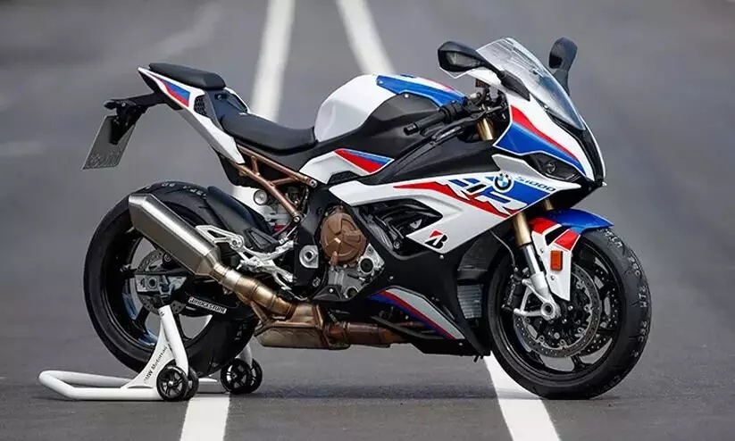 BMW S 1000 RR breaks cover in India before