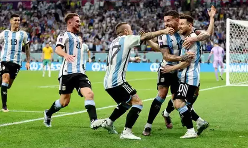 വീണ്ടും മെസ്സി മാജിക്; ആസ്ട്രേലിയക്കെതിരെ അർജന്റീന മുന്നിൽ വീണ്ടും മെസ്സി മാജിക്; ആസ്ട്രേലിയക്കെതിരെ അർജന്റീന മുന്നിൽ