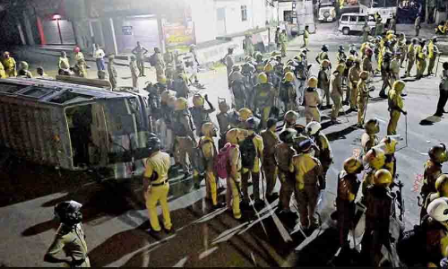 വിഴിഞ്ഞം അക്രമം: പ്രതികളെ തിരിച്ചറിഞ്ഞു; അറസ്റ്റിന് അനുമതി കാത്ത് പൊലീസ്