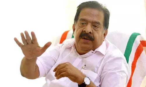 പിണറായി വിജയന്‍ ഗൗതം അദാനിയുടെ ഏജന്റായി പ്രവര്‍ത്തിക്കുകയാണെന്ന് രമേശ് ചെന്നിത്തല