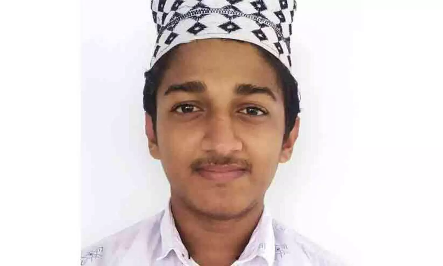 ലോകകപ്പ് മത്സരം കാണാൻ പോകുന്നതിനിടെ വിദ്യാർഥി ആൾമറയില്ലാത്ത കിണറ്റിൽ വീണ് മരിച്ചു