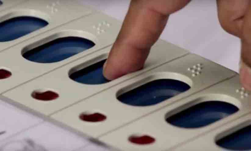 കോർപറേഷൻ തെരഞ്ഞെടുപ്പ്; ഡൽഹി ഇന്ന് ബൂത്തിലേക്ക് കോർപറേഷൻ തെരഞ്ഞെടുപ്പ്; ഡൽഹി ഇന്ന് ബൂത്തിലേക്ക്