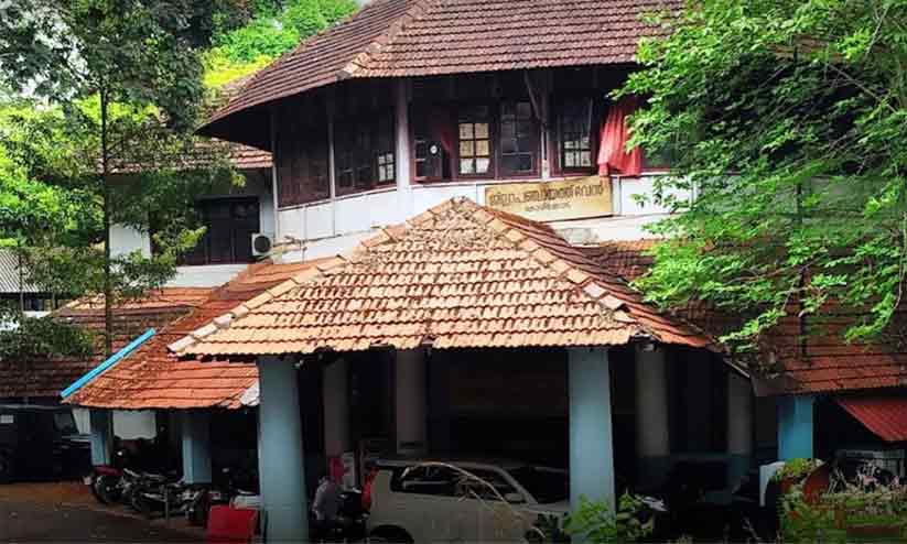 റോഡ്, നടപ്പാത പേരുവിവരങ്ങൾ: ആക്ഷേപാഭിപ്രായങ്ങൾ ക്ഷണിക്കുന്നു റോഡ്, നടപ്പാത പേരുവിവരങ്ങൾ: ആക്ഷേപാഭിപ്രായങ്ങൾ ക്ഷണിക്കുന്നു