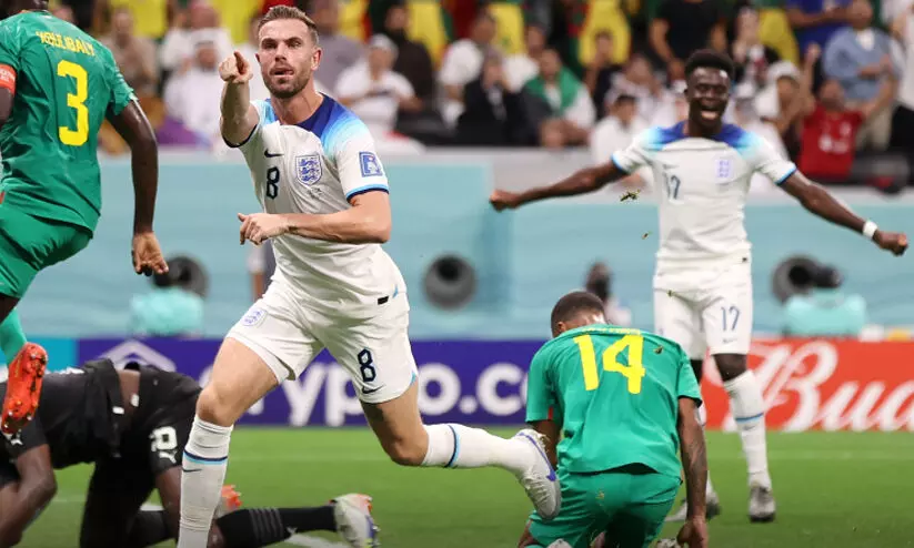 വലകുലുക്കി ഹെൻഡേഴ്സണും ഹാരി കെയ്നും; സെനഗാളിനെതിരെ ഇംഗ്ലണ്ട് മുന്നിൽ