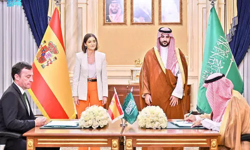 യു​ദ്ധ​ക്ക​പ്പ​ലു​ക​ൾ നി​ർ​മി​ക്കാ​ൻ സ്​പെ​യി​നു​മാ​യി ധാ​ര​ണ​പ​ത്രം ഒ​പ്പി​ട്ടു