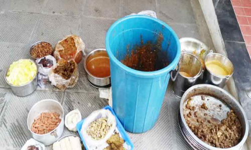 പഴകിയ ഭക്ഷണസാധനങ്ങള്‍ പിടികൂടി