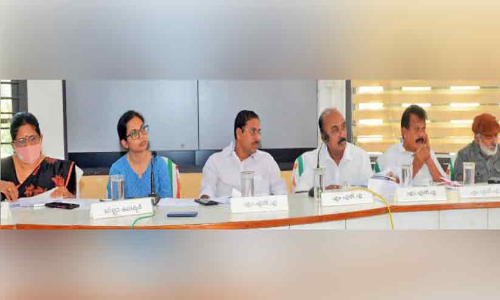 ടാറ്റാ ആശുപത്രി സ്പെഷാലിറ്റിയായി ഉയര്‍ത്തണം -ജില്ല വികസന സമിതി