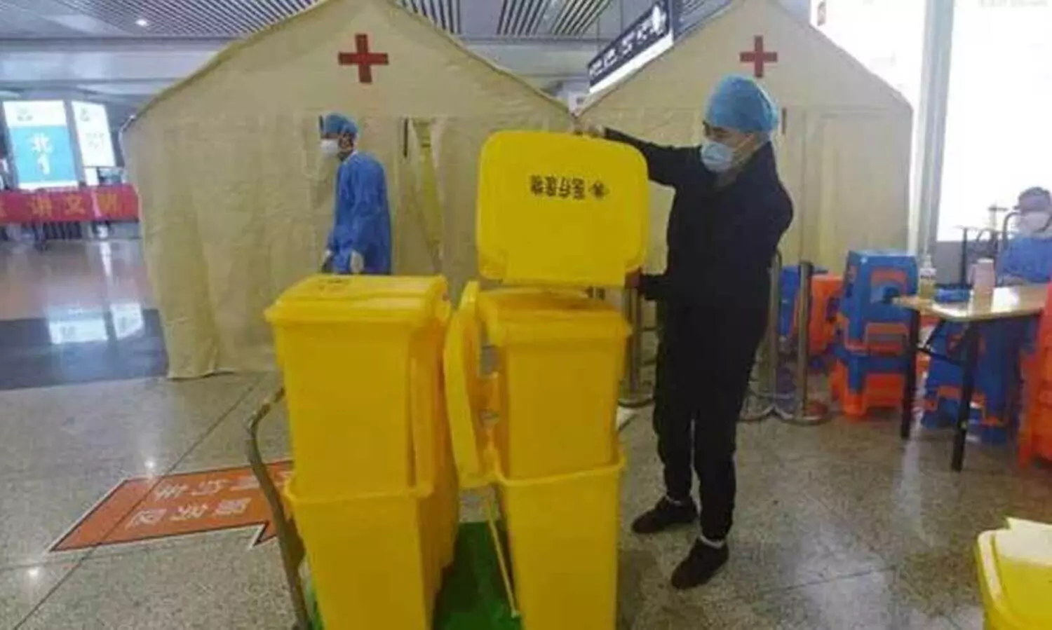 China continues easing Covid controls