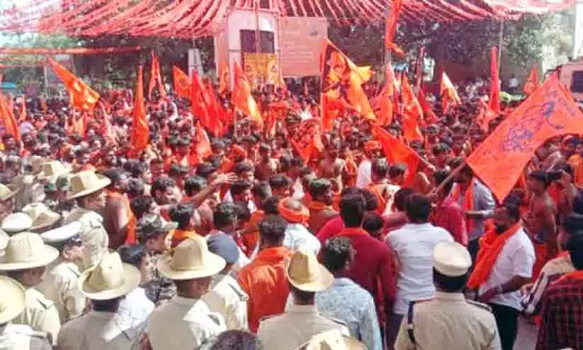 ജാമിയ മസ്ജിദിൽ അതിക്രമിച്ചു കയറാൻ ഹിന്ദുത്വ സംഘടന പ്രവർത്തകരുടെ ശ്രമം