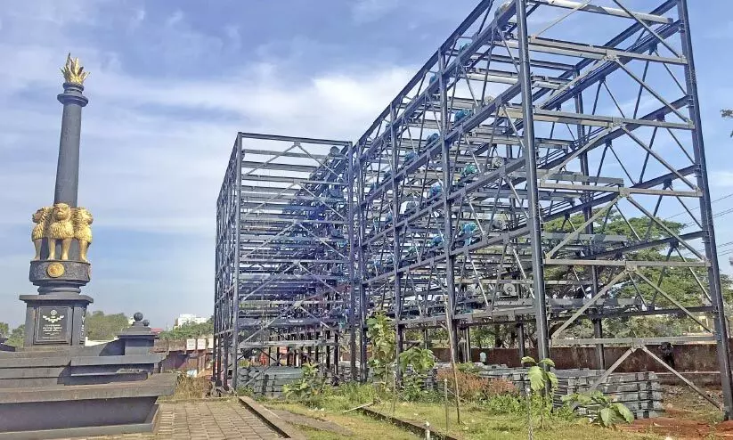 തുറക്കാനൊരുങ്ങി മൾട്ടി ലെവൽ കാർ പാർക്കിങ് കേന്ദ്രം