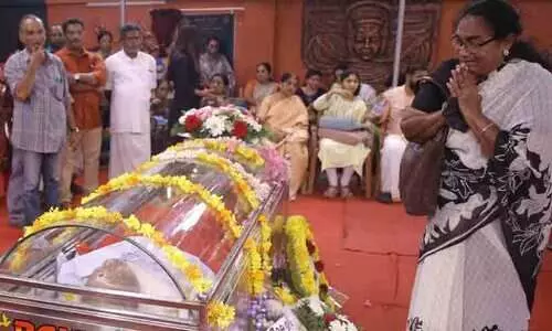 കൊച്ചുപ്രേമന് യാത്രാമൊഴി