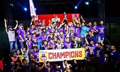 പോറ്റമ്മനാടിന് സ്നേഹാദരവേകി മാറഞ്ചേരിക്കാരുടെ ആഘോഷപ്പന്തൽ