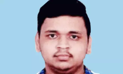 ഓ​ൺ​ലൈ​ൻ ഗെ​യി​മി​ൽ പ​ണം പോയി; എ​ൻ.​ഐ.​ടി വി​ദ്യാ​ർ​ഥി ഹോ​സ്റ്റ​ലിൽ​നി​ന്ന് ചാ​ടി മ​രി​ച്ചു