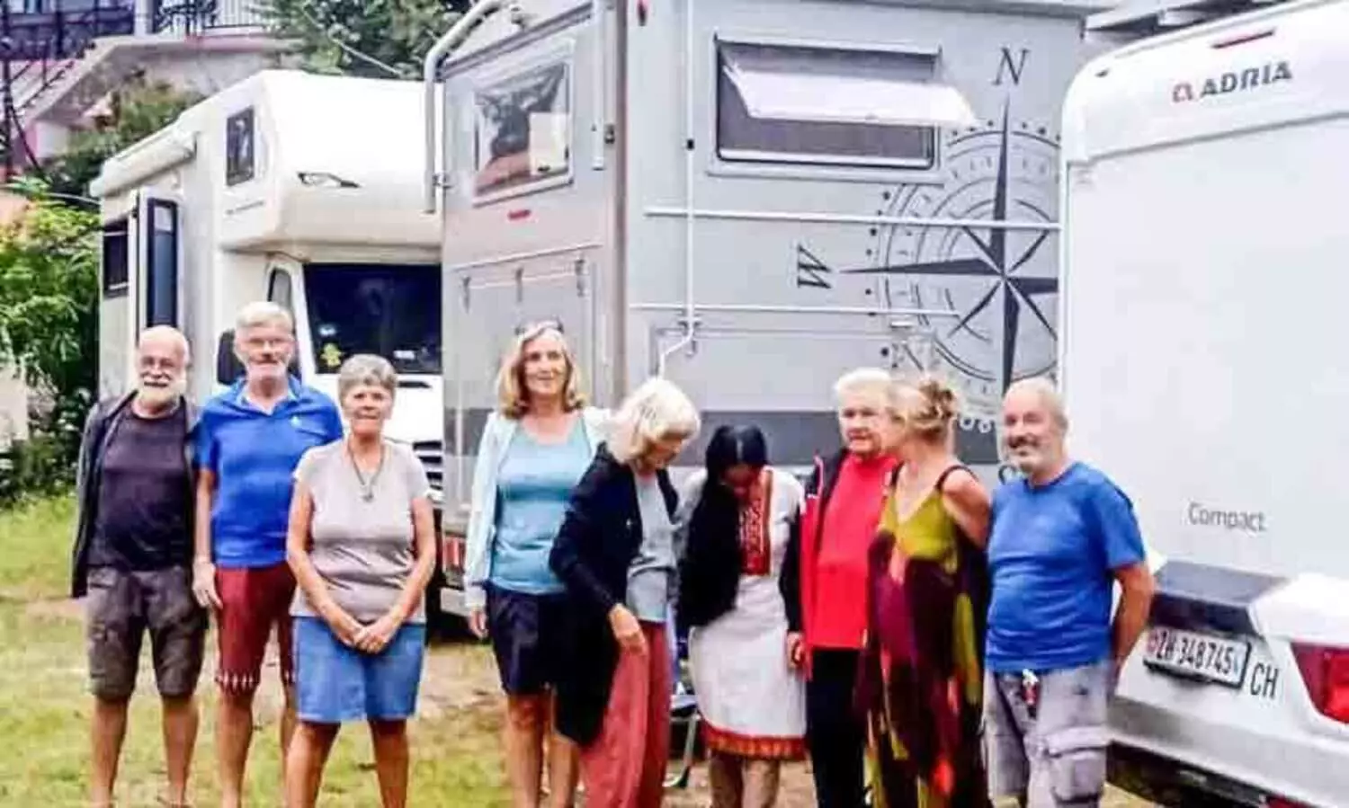 കാരവൻ ടൂറിസം വരുമാനം വേണമെങ്കിൽ ഈ പരിപാടി നിർത്തണം; അല്ലെങ്കിൽ കള്ളും ലോട്ടറിയും വിറ്റ്, വായ്പയെടുത്ത് മുന്നോട്ട് പോകാം