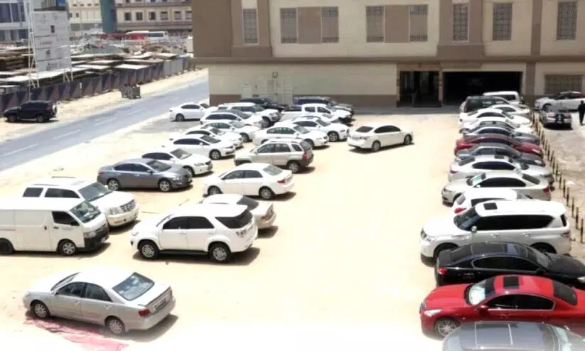 ഷാർജയിൽ പാർക്കിങ്ങിന് ചെലവേറും ഷാർജയിൽ പാർക്കിങ്ങിന് ചെലവേറും